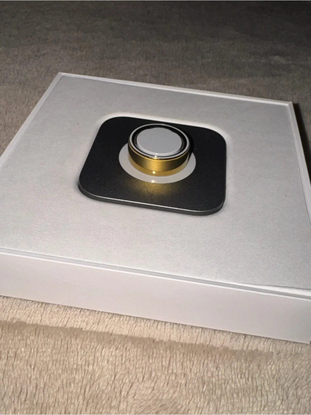 Oura Ring 4 Gold size 6